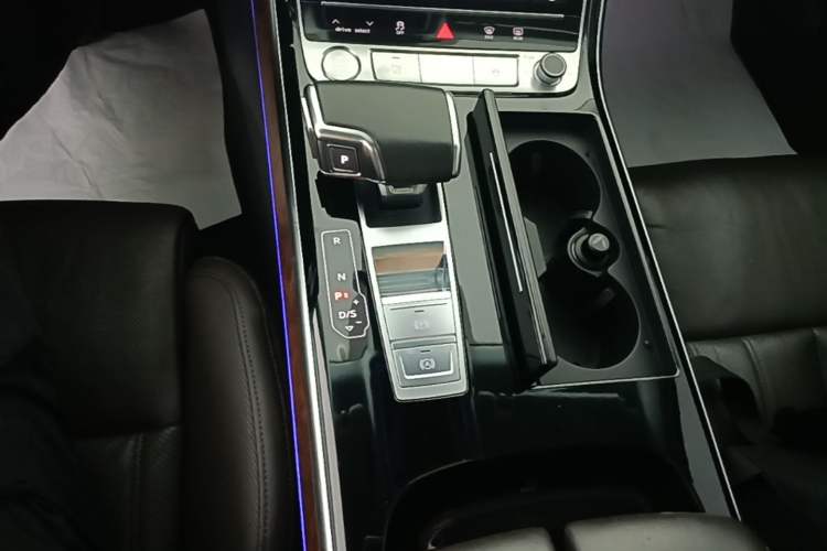 Used Audi A8 2019 Plus A8L 50 TFSI quattro Luxury Model Gear Lever