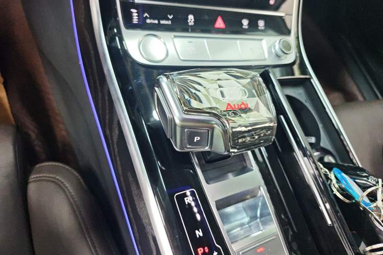 Used Audi A8 2019 Plus A8L 50 TFSI quattro Comfort Model Gear Lever