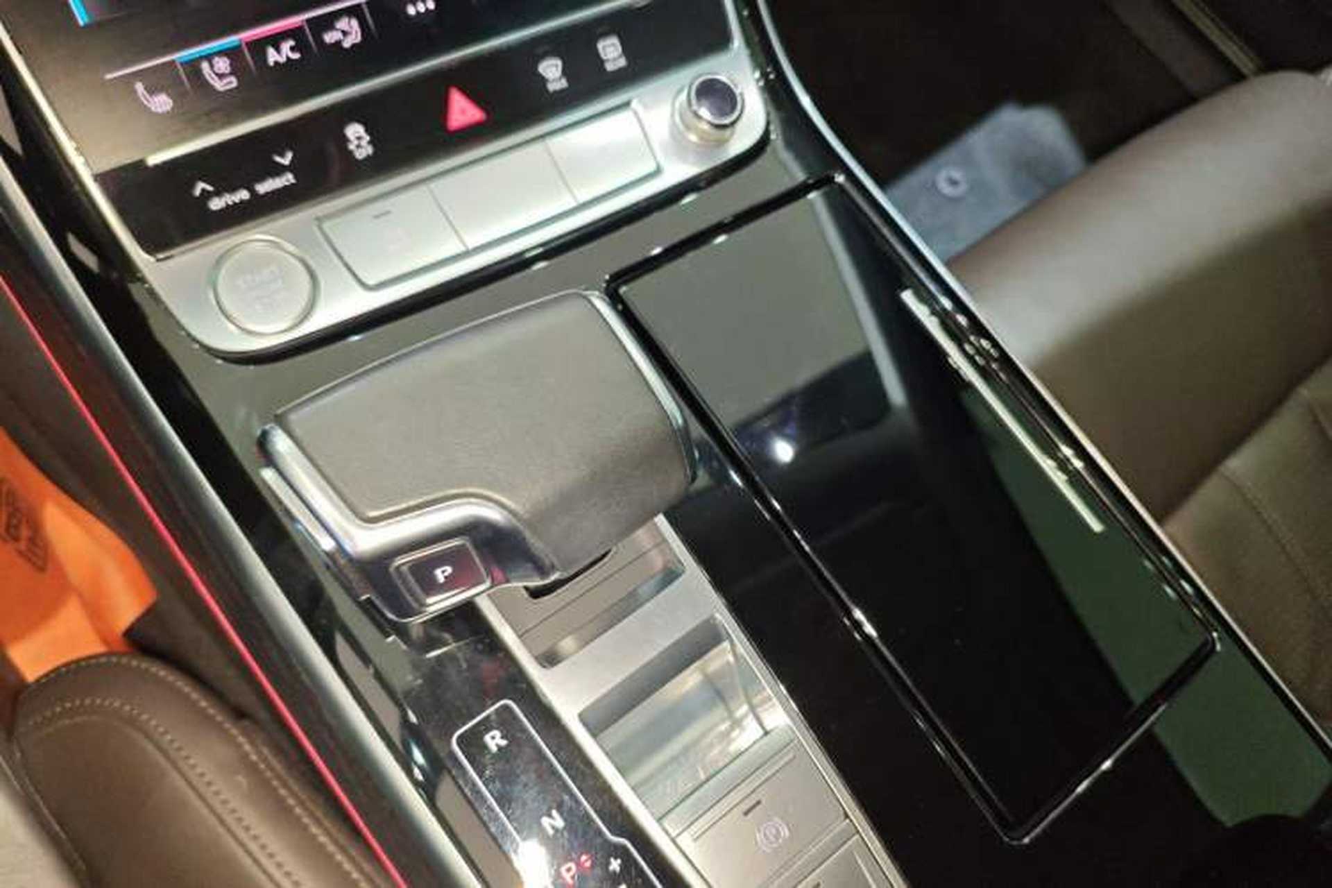Used Audi A8 2019 Plus A8L 50 TFSI quattro Comfort Model Gear Lever