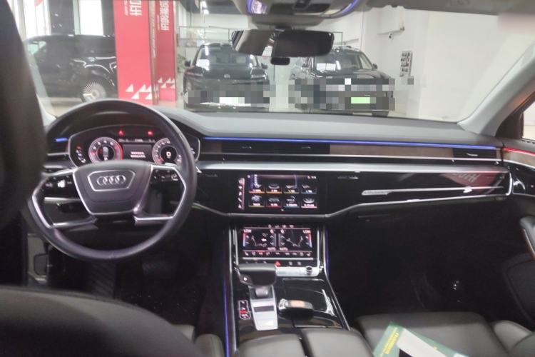 Used Audi A8 2019 Plus A8L 50 TFSI quattro Luxury Model Headliner