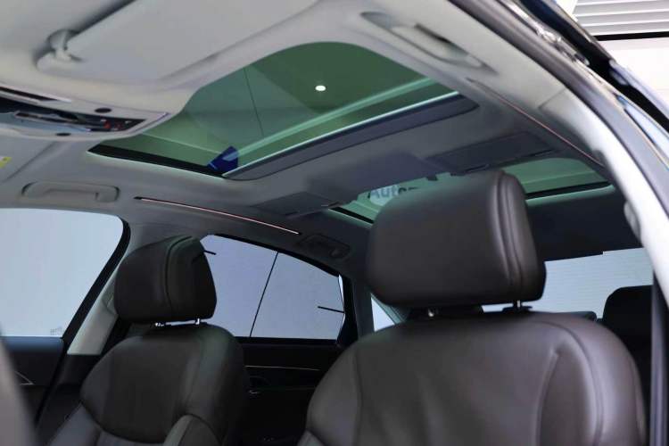 Used Audi A8 2019 Plus A8L 50 TFSI quattro Comfort Model Headliner