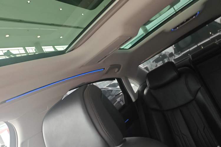 Used Audi A8 2019 A8L 50 TFSI quattro Comfort Model Headliner