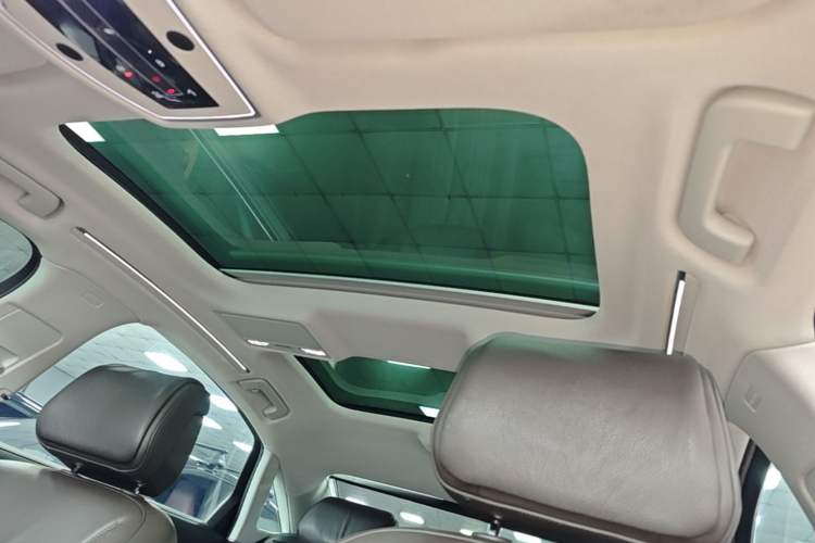 Used Audi A8 2019 Plus A8L 50 TFSI quattro Comfort Model Headliner