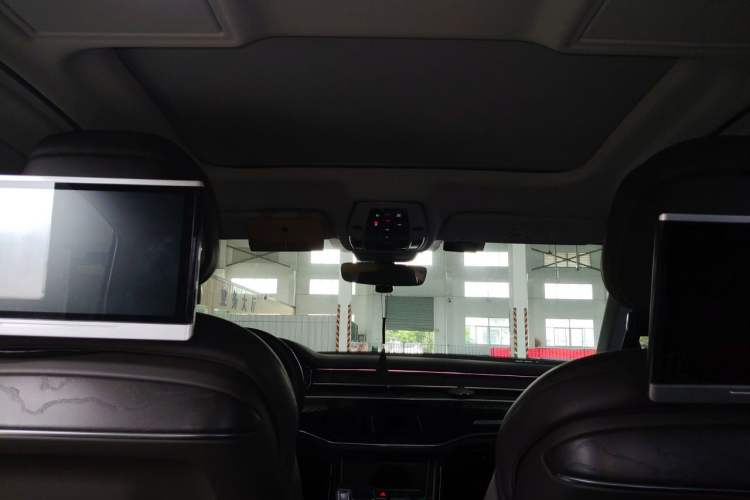 Used Audi A8 2019 Facelifted Plus A8L 50 TFSI quattro Comfort Version Headliner