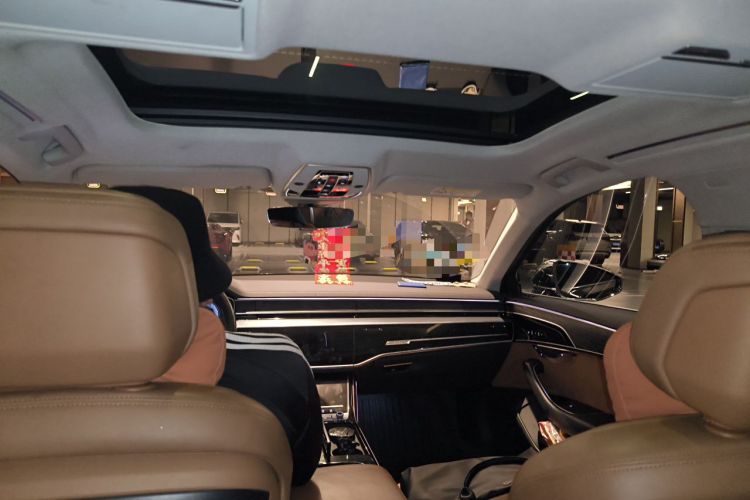 Used Audi A8 2019 Facelifted Plus A8L 50 TFSI quattro Comfort Version Headliner
