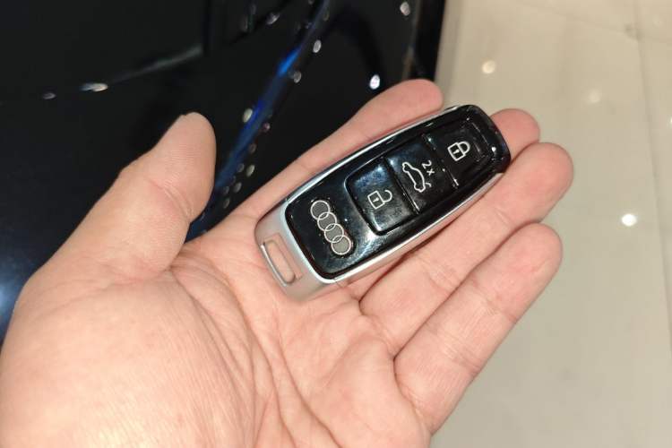Used Audi A8 2019 Plus A8L 50 TFSI quattro Comfort Model Interior 1