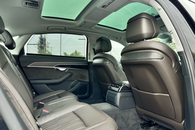Used Audi A8 2019 Facelifted Plus A8L 50 TFSI quattro Comfort Version Interior 12