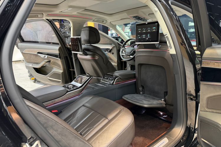Used Audi A8 2019 Plus A8L 55 TFSI quattro Prestige Edition Interior 12