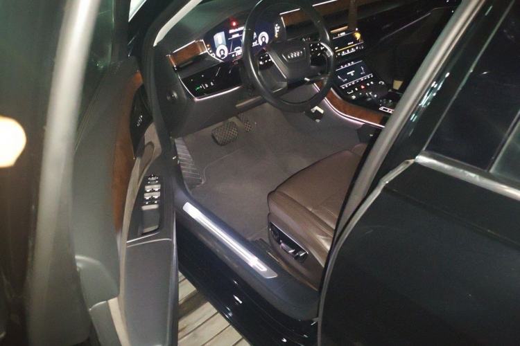 Used Audi A8 2019 A8L 50 TFSI quattro Luxury Model Interior 3
