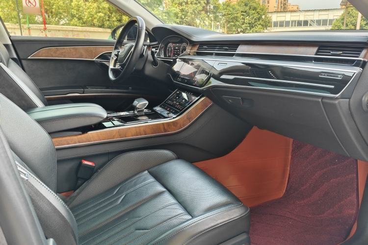 Used Audi A8 2019 Facelifted Plus A8L 55 TFSI quattro Luxury Edition Interior 4