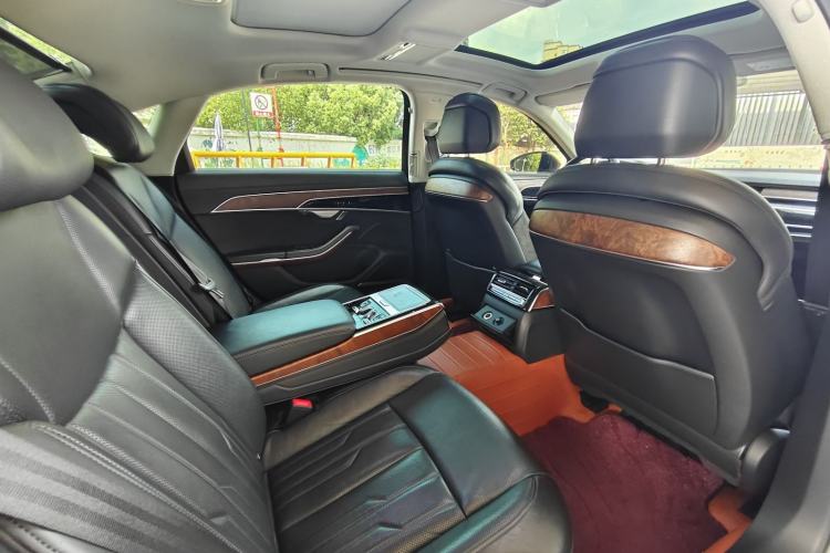 Used Audi A8 2019 Facelifted Plus A8L 55 TFSI quattro Luxury Edition Interior 6