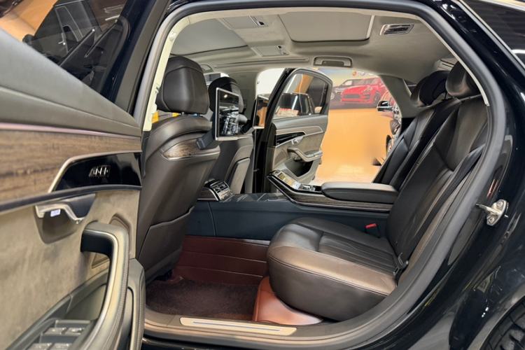 Used Audi A8 2019 Plus A8L 55 TFSI quattro Prestige Edition Interior 8