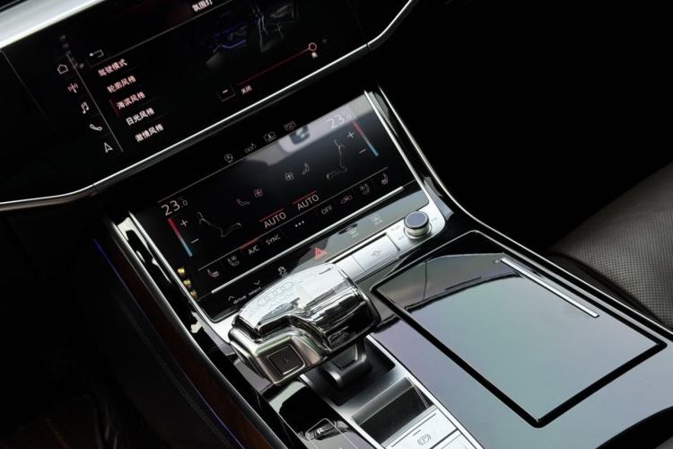 Used Audi A8 2019 Facelifted Plus A8L 50 TFSI quattro Luxury Edition Interior 8