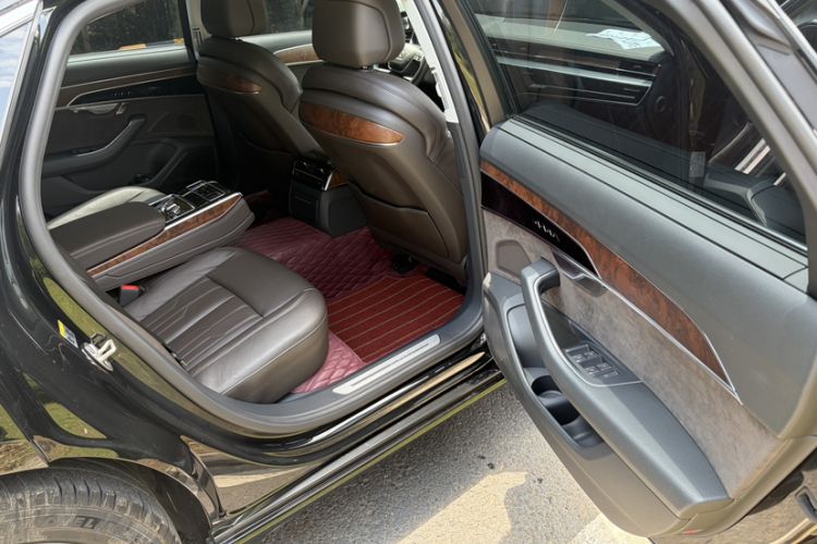 Used Audi A8 2019 Plus A8L 50 TFSI quattro Comfort Model Interior 9
