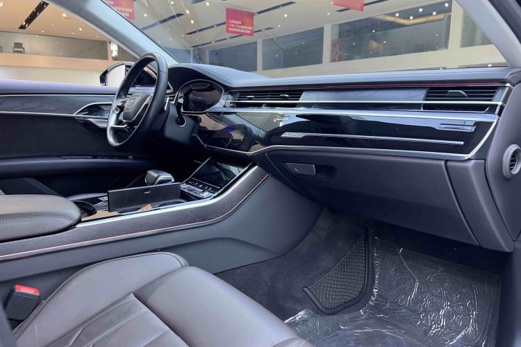 Used Audi A8 2019 Plus A8L 50 TFSI quattro Comfort Model Interior 9