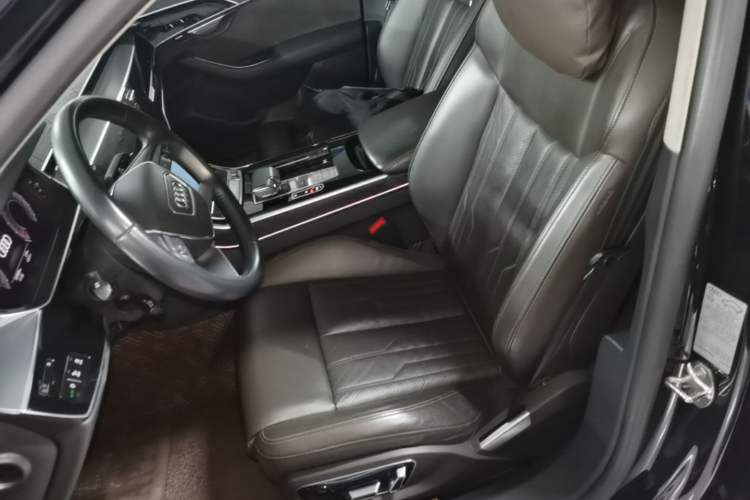 Used Audi A8 2019 Facelifted Plus A8L 50 TFSI quattro Comfort Version Left Front Seat