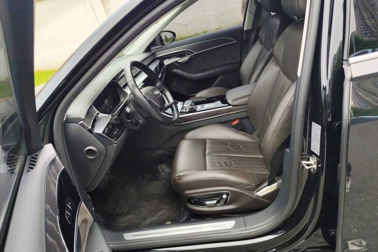 Used Audi A8 2019 Facelifted Plus A8L 50 TFSI quattro Comfort Version Left Front Seat