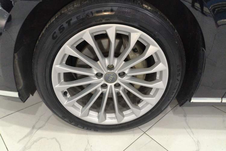 Used Audi A8 2019 Plus A8L 50 TFSI quattro Comfort Model Left Front Wheel Hub