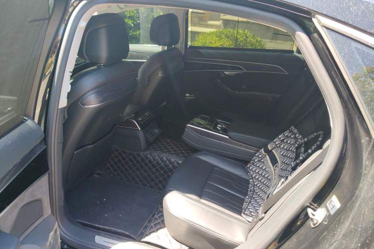 Used Audi A8 2019 Facelifted Plus A8L 50 TFSI quattro Comfort Version Left Rear Seat