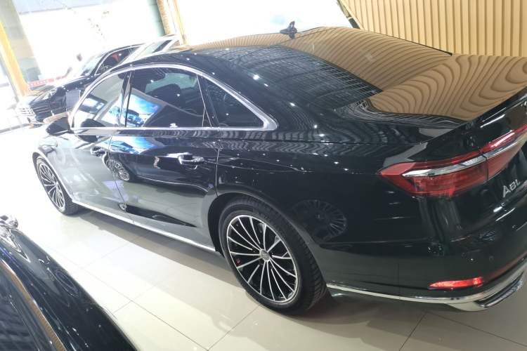 Used Audi A8 2019 Facelifted Plus A8L 50 TFSI quattro Comfort Version Left Side