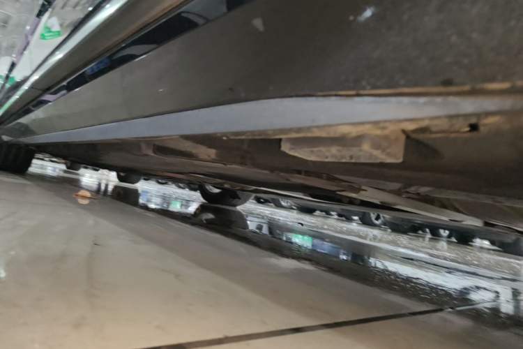 Used Audi A8 2019 Plus A8L 50 TFSI quattro Comfort Model Left Side Sill