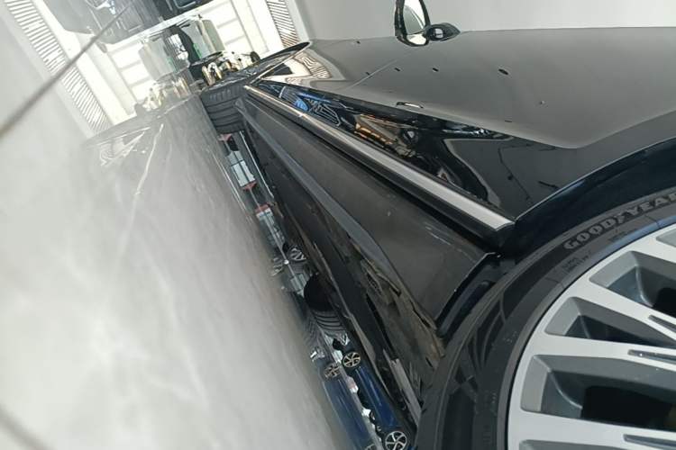 Used Audi A8 2019 Plus A8L 50 TFSI quattro Luxury Model Left Side Sill