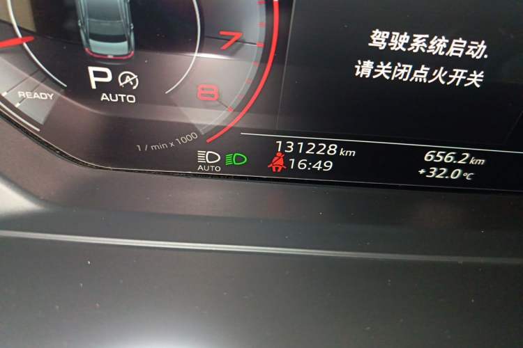 Used Audi A8 2019 A8L 50 TFSI quattro Comfort Model Odometer Close Up