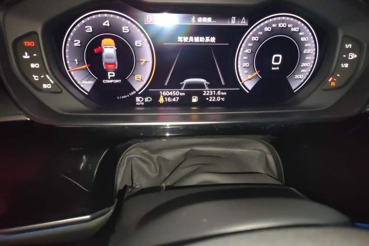Used Audi A8 2019 Plus A8L 50 TFSI quattro Comfort Model Odometer Close Up