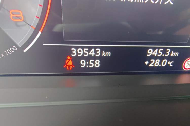 Used Audi A8 2019 Plus A8L 55 TFSI quattro Prestige Edition Odometer Close Up