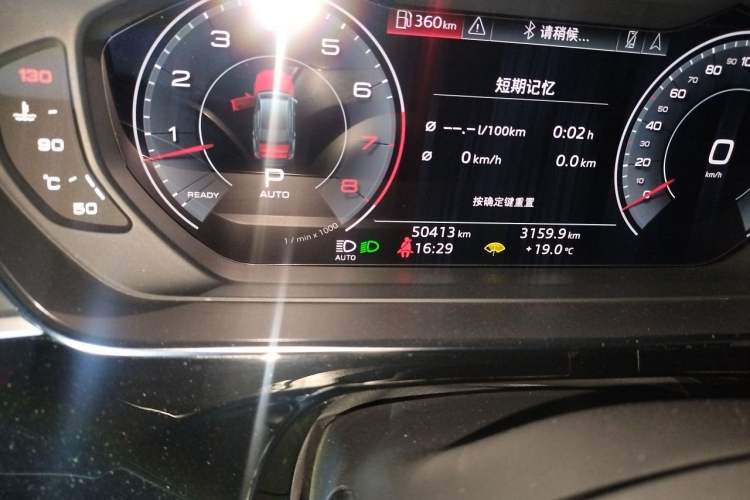 Used Audi A8 2019 Facelifted Plus A8L 50 TFSI quattro Comfort Version Odometer Close Up