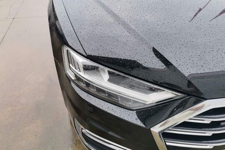 Used Audi A8 2019 A8L 55 TFSI quattro Luxury Model Right Front Headlight