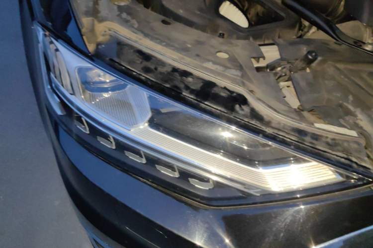 Used Audi A8 2019 Facelifted Plus A8L 50 TFSI quattro Comfort Version Right Front Headlight