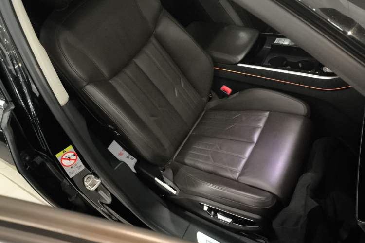 Used Audi A8 2019 Plus A8L 50 TFSI quattro Comfort Model Right Front Seat