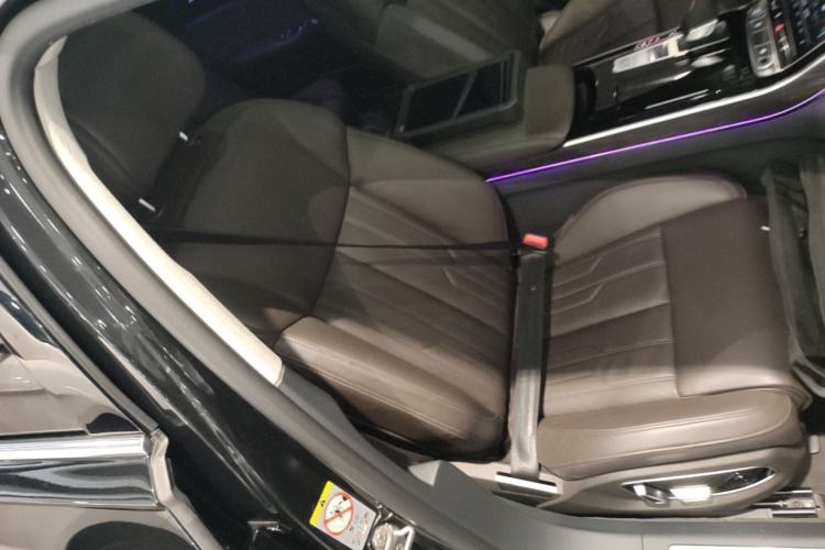 Used Audi A8 2019 Plus A8L 50 TFSI quattro Comfort Model Right Front Seat