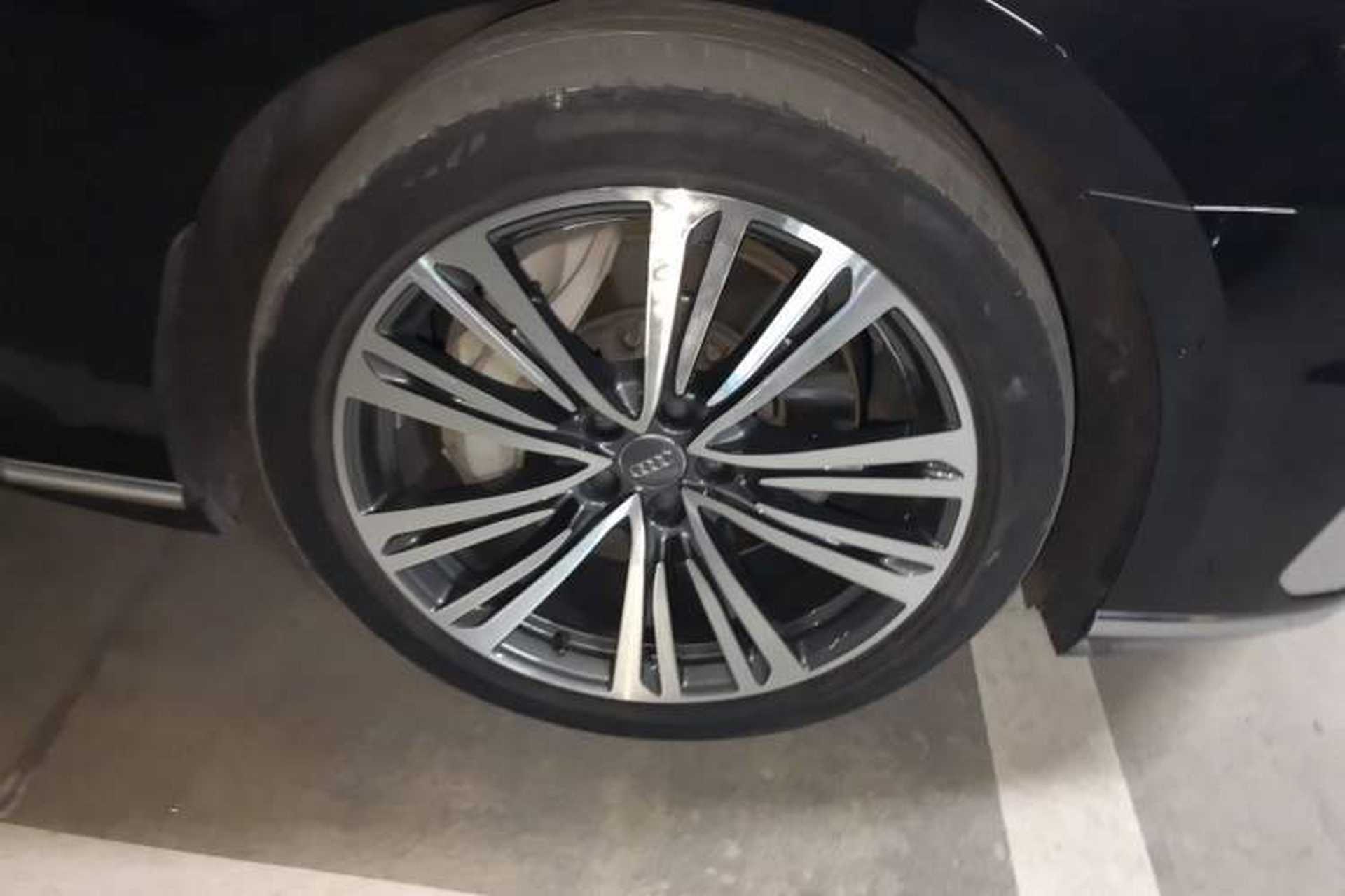 Used Audi A8 2019 Plus A8L 55 TFSI quattro Prestige Edition Right Front Wheel Hub