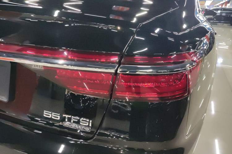 Used Audi A8 2019 Plus A8L 50 TFSI quattro Luxury Model Right Rear Taillight