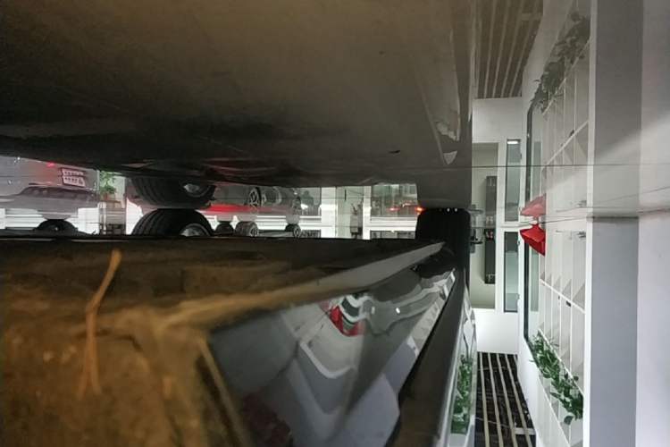 Used Audi A8 2019 Plus A8L 50 TFSI quattro Comfort Model Right Side Sill
