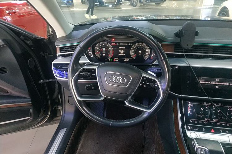 Used Audi A8 2019 Plus A8L 55 TFSI quattro Luxury Model Steering Wheel
