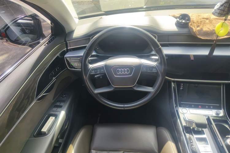 Used Audi A8 2019 Facelifted Plus A8L 50 TFSI quattro Comfort Version Steering Wheel