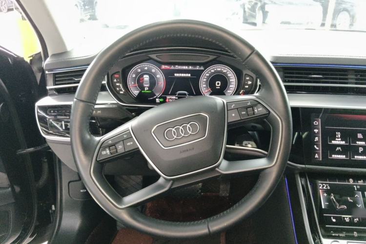 Used Audi A8 2019 Plus A8L 50 TFSI quattro Comfort Model Steering Wheel
