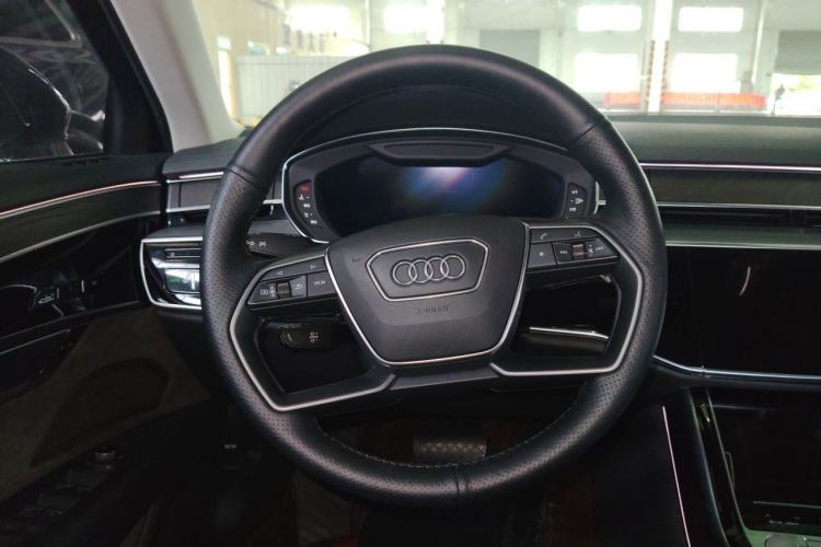 Used Audi A8 2019 Facelifted Plus A8L 50 TFSI quattro Comfort Version Steering Wheel