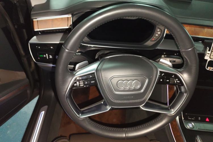 Used Audi A8 2019 Plus A8L 55 TFSI quattro Luxury Model Steering Wheel
