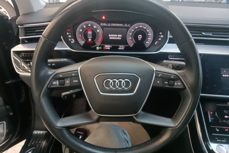 Used Audi A8 2019 Plus A8L 50 TFSI quattro Comfort Model Steering Wheel