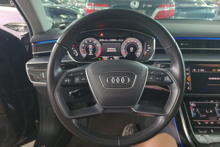 Used Audi A8 2019 Plus A8L 50 TFSI quattro Comfort Model Steering Wheel