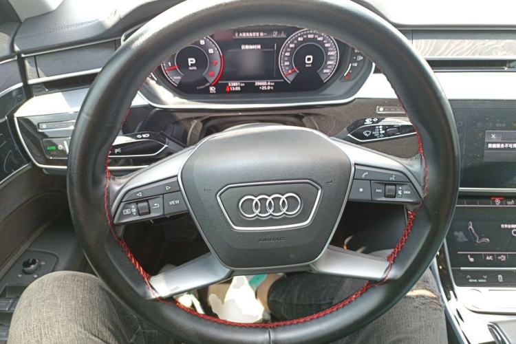 Used Audi A8 2019 Plus A8L 50 TFSI quattro Comfort Model Steering Wheel