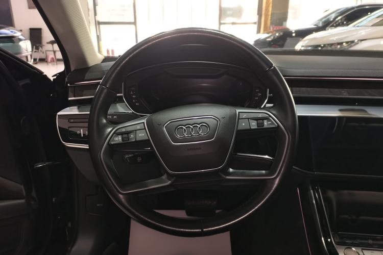 Used Audi A8 2019 Facelifted Plus A8L 50 TFSI quattro Comfort Version Steering Wheel