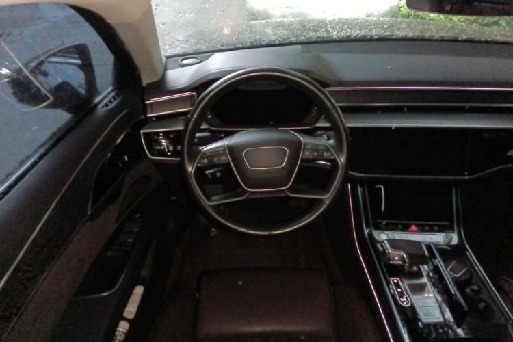 Used Audi A8 2019 Facelifted Plus A8L 50 TFSI quattro Comfort Version Steering Wheel