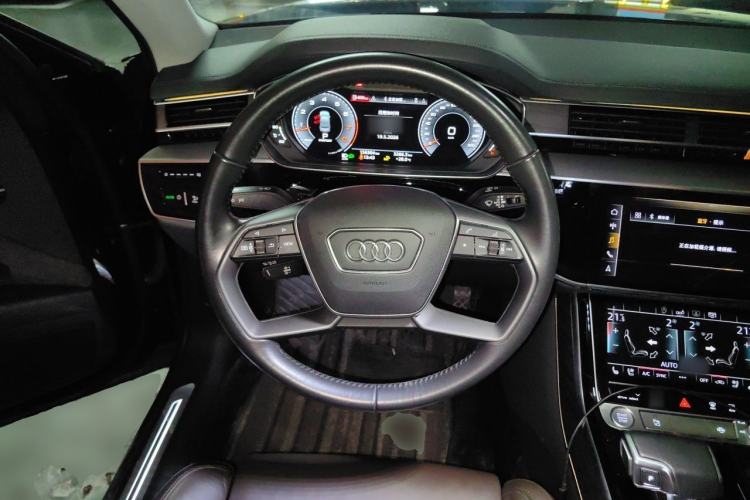 Used Audi A8 2019 Facelifted Plus A8L 50 TFSI quattro Comfort Version Steering Wheel