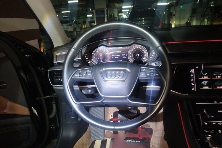 Used Audi A8 2019 Facelifted Plus A8L 50 TFSI quattro Comfort Version Steering Wheel