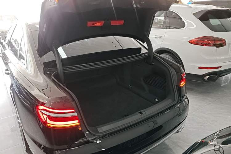 Used Audi A8 2019 Plus A8L 50 TFSI quattro Comfort Model Trunk